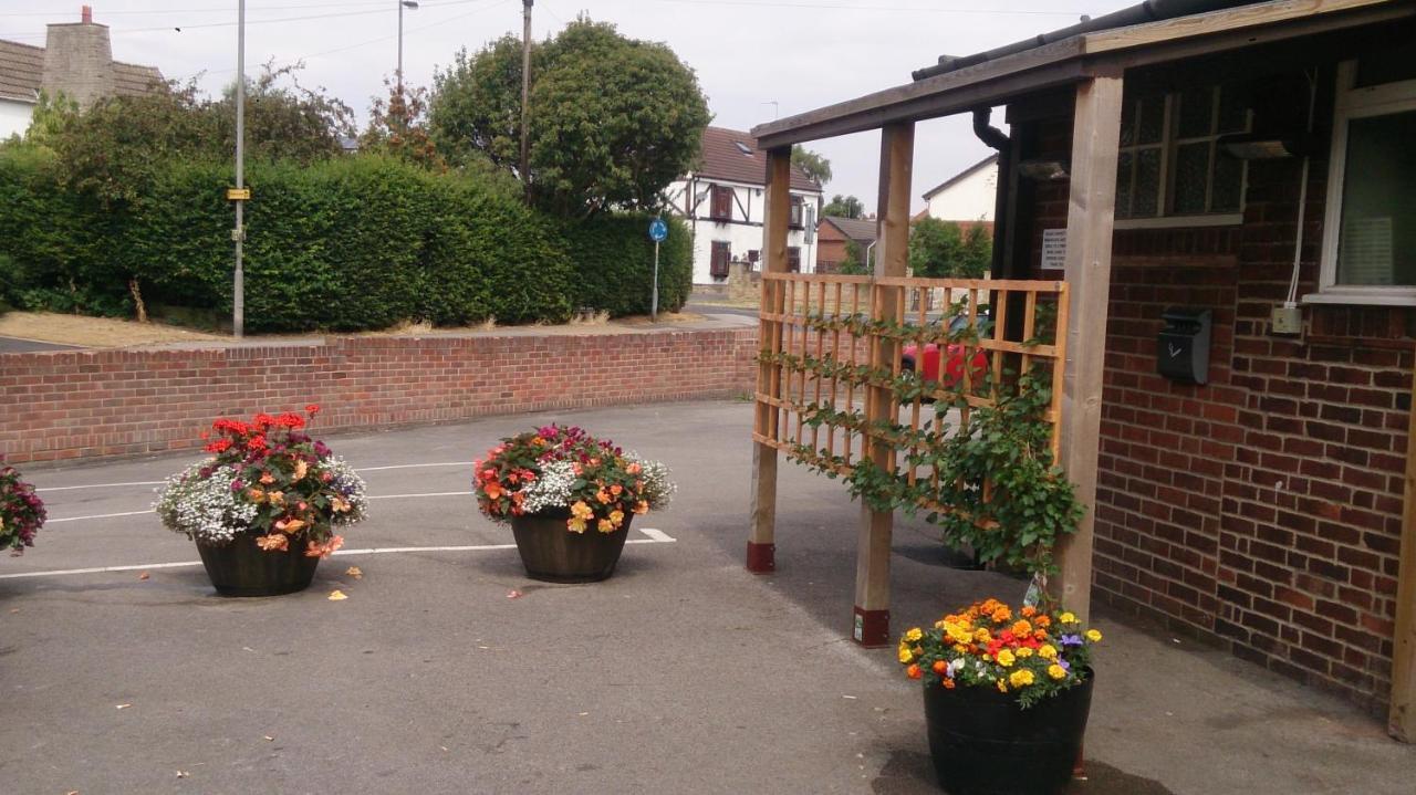 Upton Arms Hotel Pontefract Eksteriør bilde